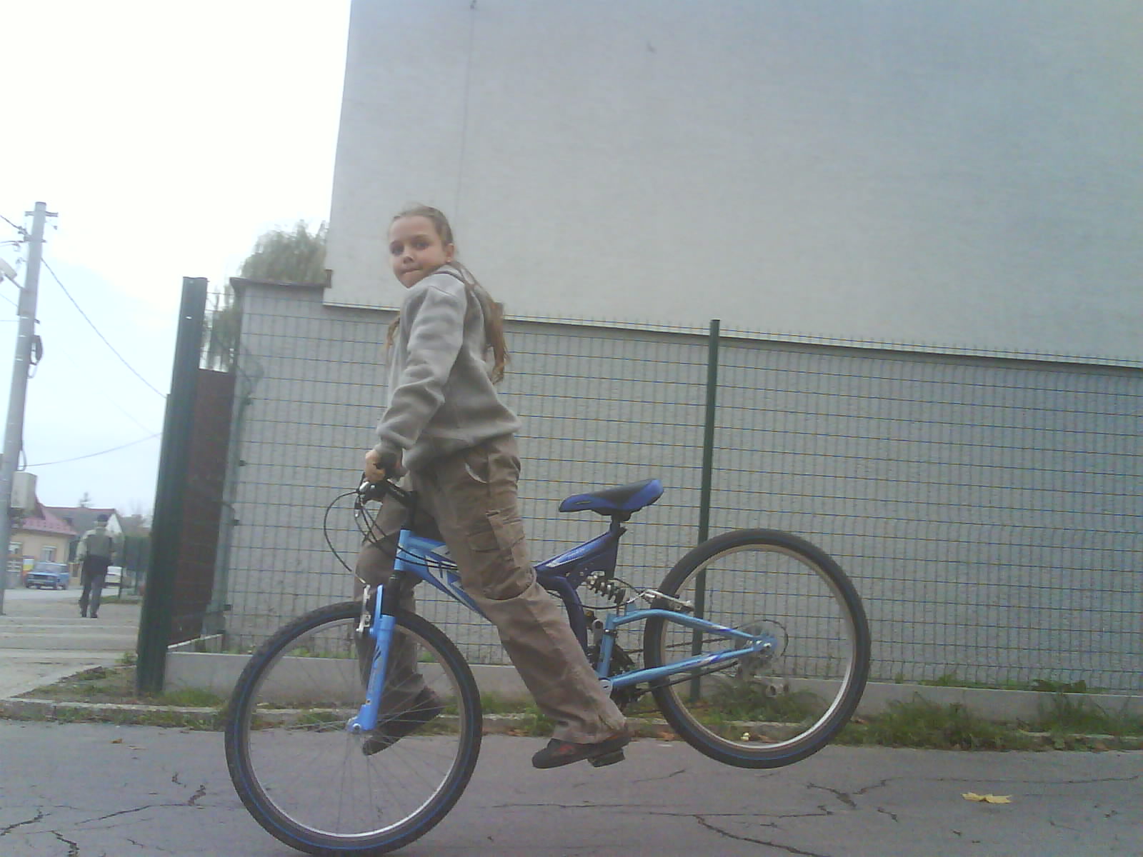 Katikin prvy skok.JPG